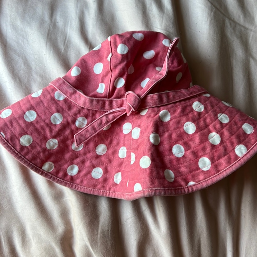 ❤️3 for $12 - Adorable polkadot girls pink GAP bucket hat